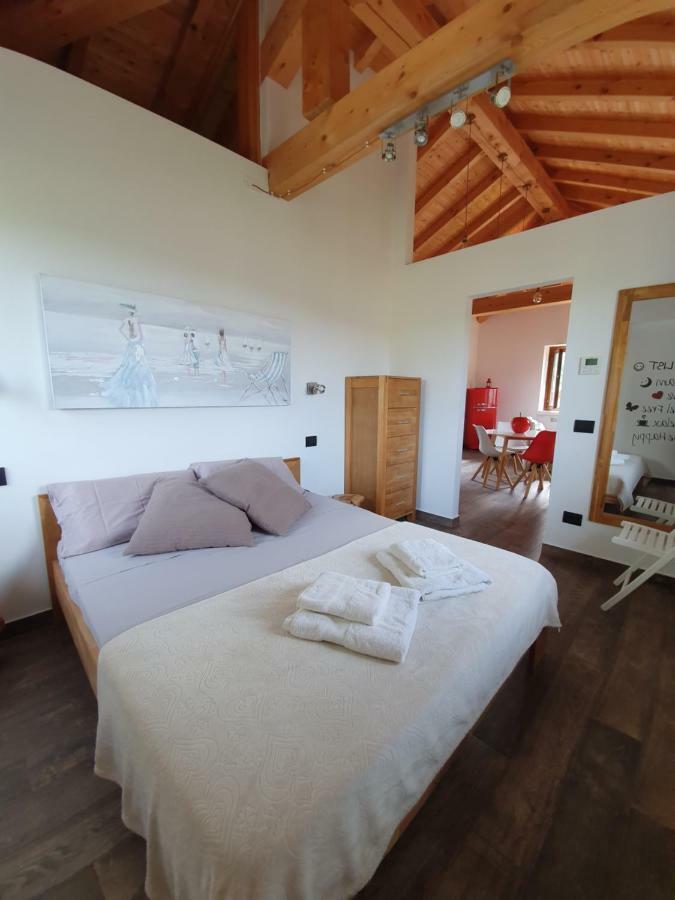 Agriturismo Podere Nigriano Salò Værelse billede